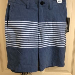 NWT BOYS QUIKSILVER AMPHIBIAN SHORTS